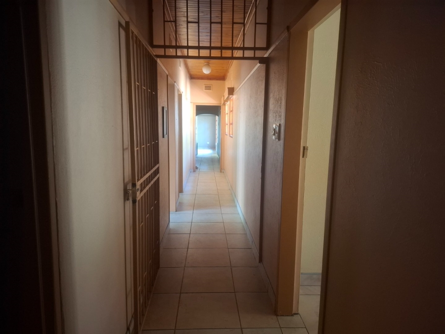 To Let 4 Bedroom Property for Rent in Suidrand Free State